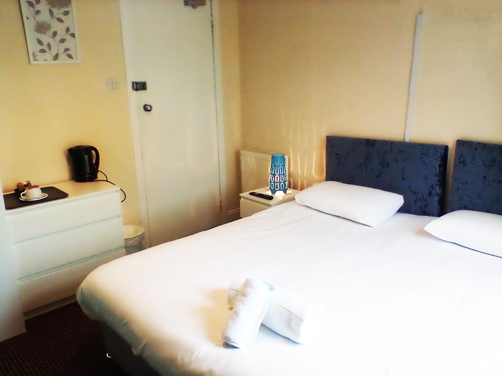 Irvine Riverside Guesthouse5