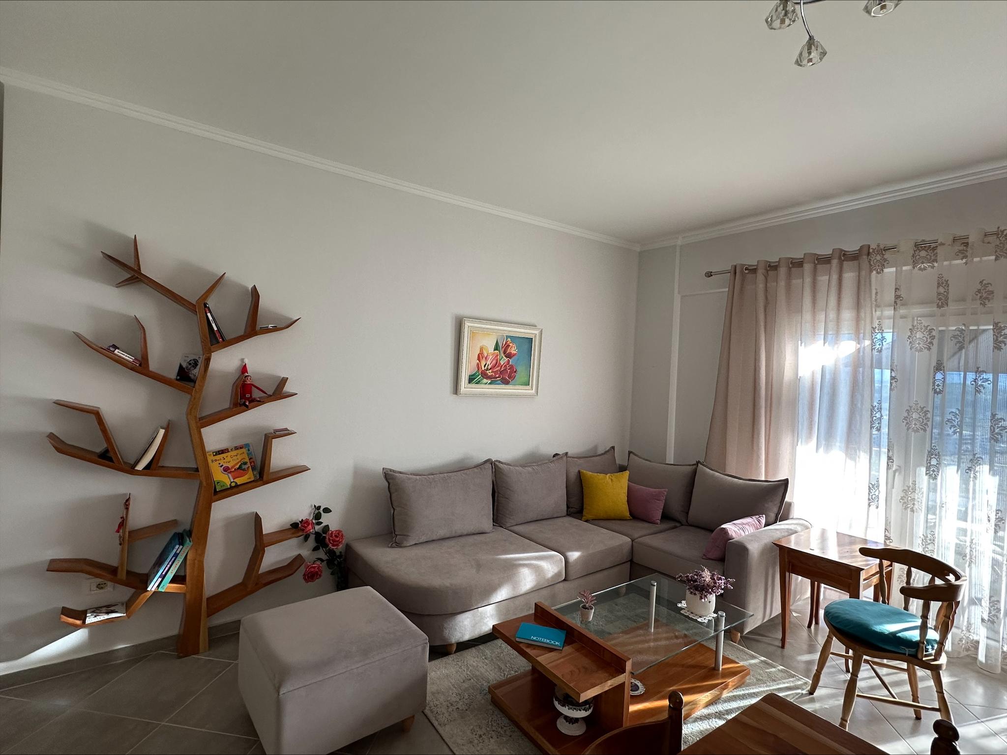 Olive Hill Apartment